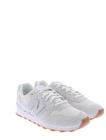 new balance wr996