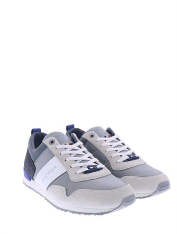 tommy hilfiger iconic material m