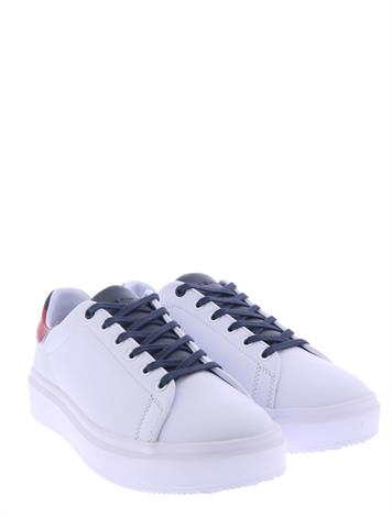 tommy hilfiger luxury corporate